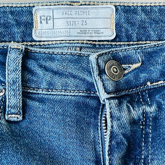 Free People Color Blocked Cropped Flare Women’s Jean - Picture 12 of 14